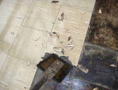 Tältä näyttää asbesti lattialaatoissa